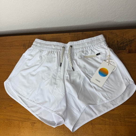 New Vuori Women’s Clementine 4" Short 2.0 Small VW3004 - Picture 7 of 7
